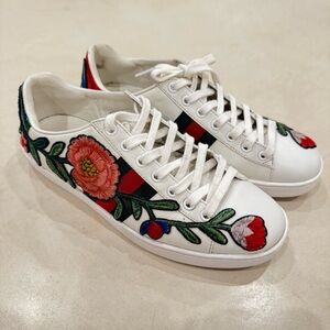 Gucci White Floral Embroidered Sneakers